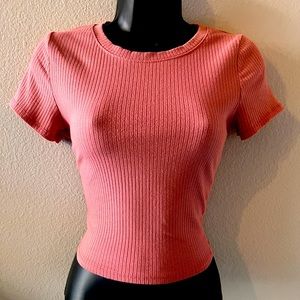 NWOT Peach Colored Crop Top T-Shirt